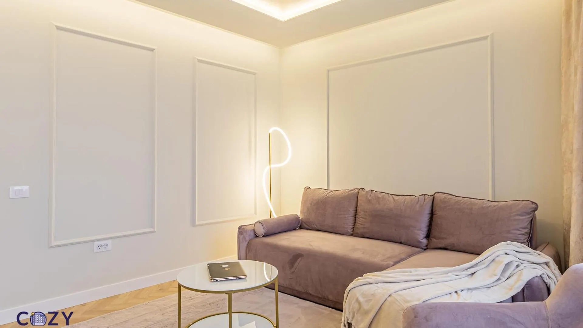 Lägenhet Cozy Premium Collection - Studios & Suites Bukarest