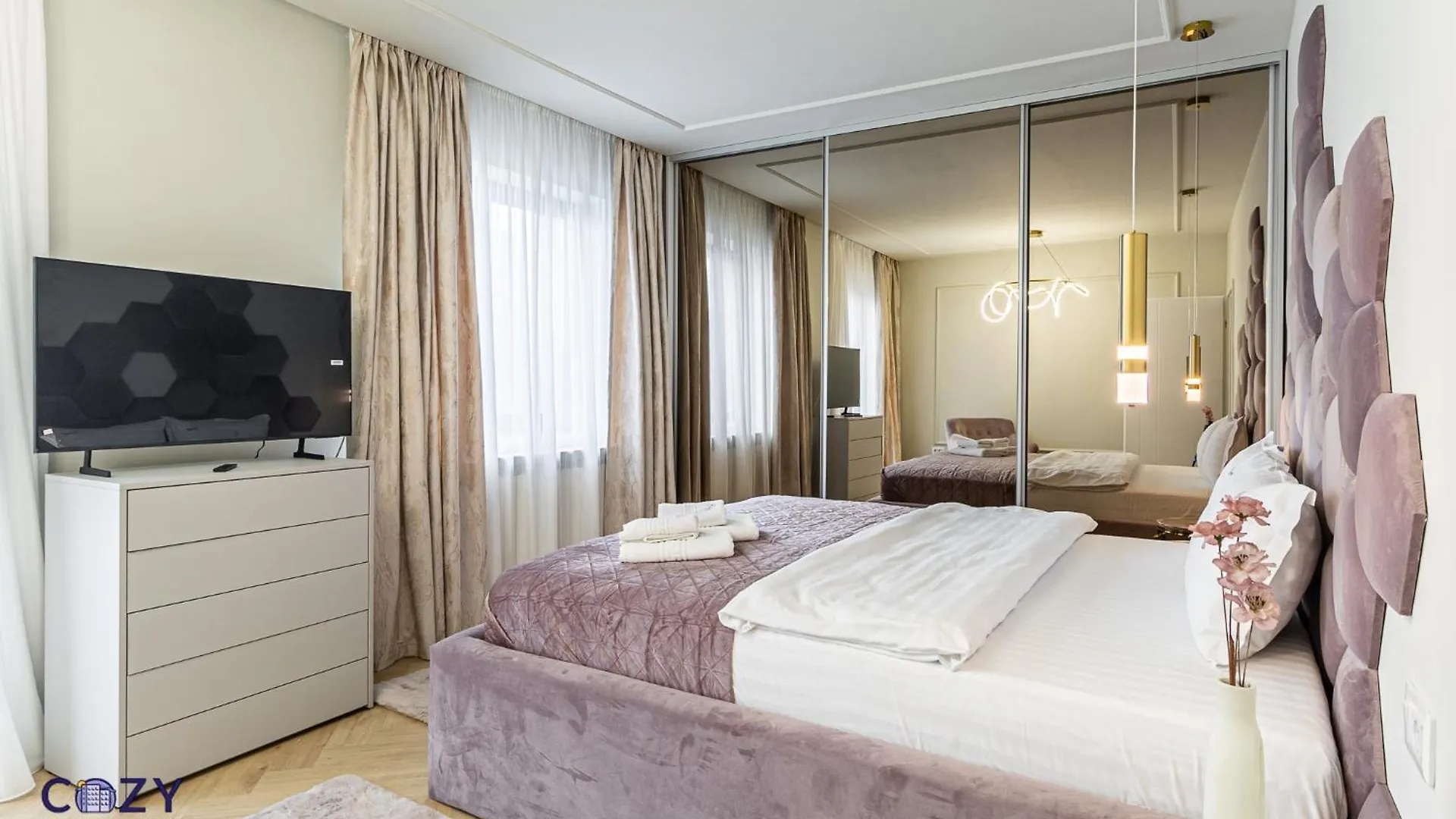 Cozy Premium Collection - Studios & Suites Bukarest